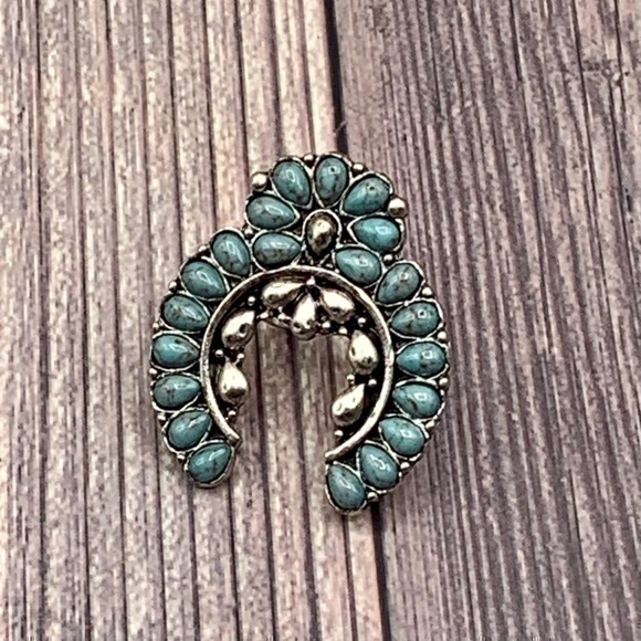 Turquoise Squash Blossom Ring - Picture 1 of 1